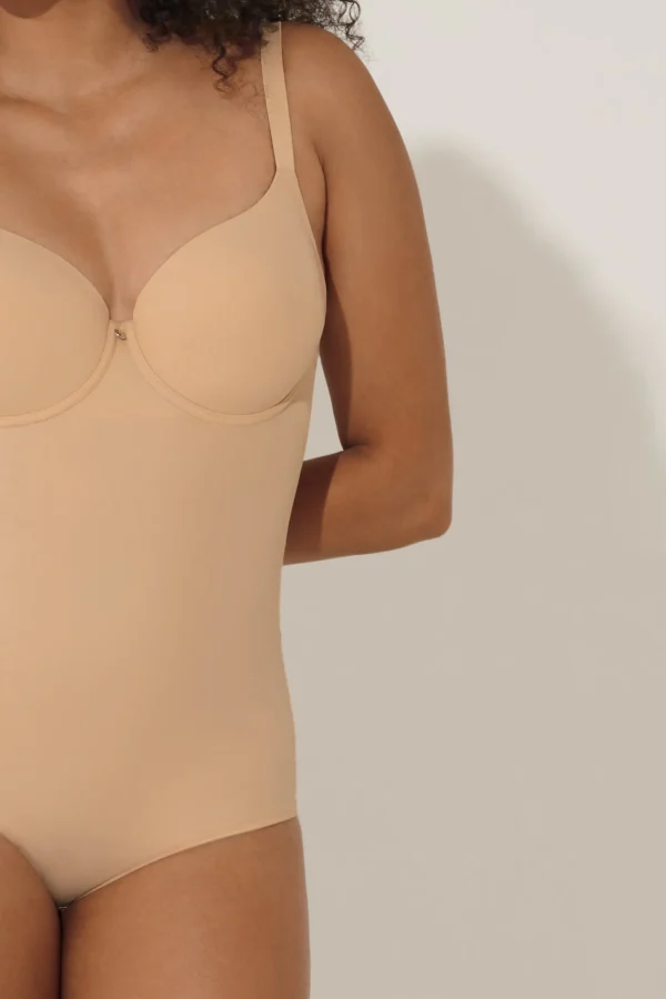 Figurformender Body mit Schalen »Bella«