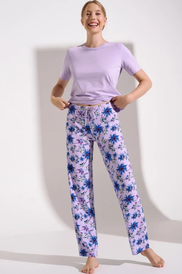 Pyjama mit Schlafshirt und Hose »Flowers«