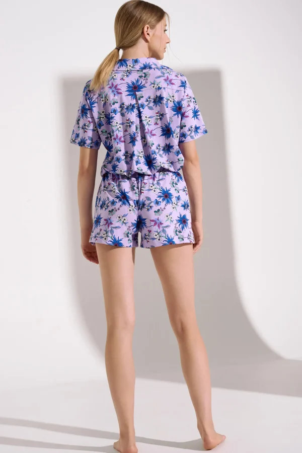 Pyjama mit Schlafshirt und Shorts »Flowers«